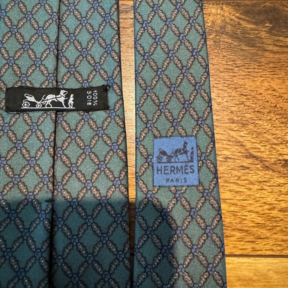 Elegant vintage Hermes Green and blue check print Men's Tie - Picture 4 of 4